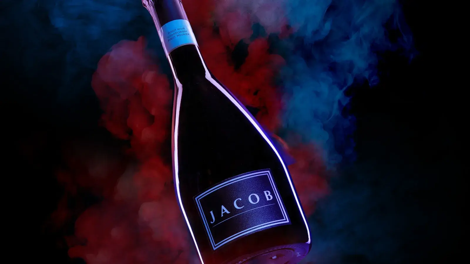 Product photography for spirits: the label is the light source